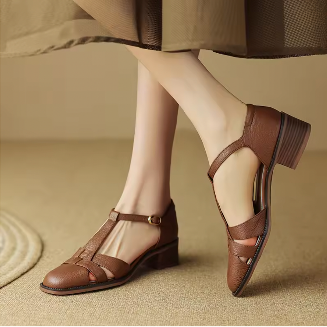 Laaksonen™| Sylviera T-Strap Flats