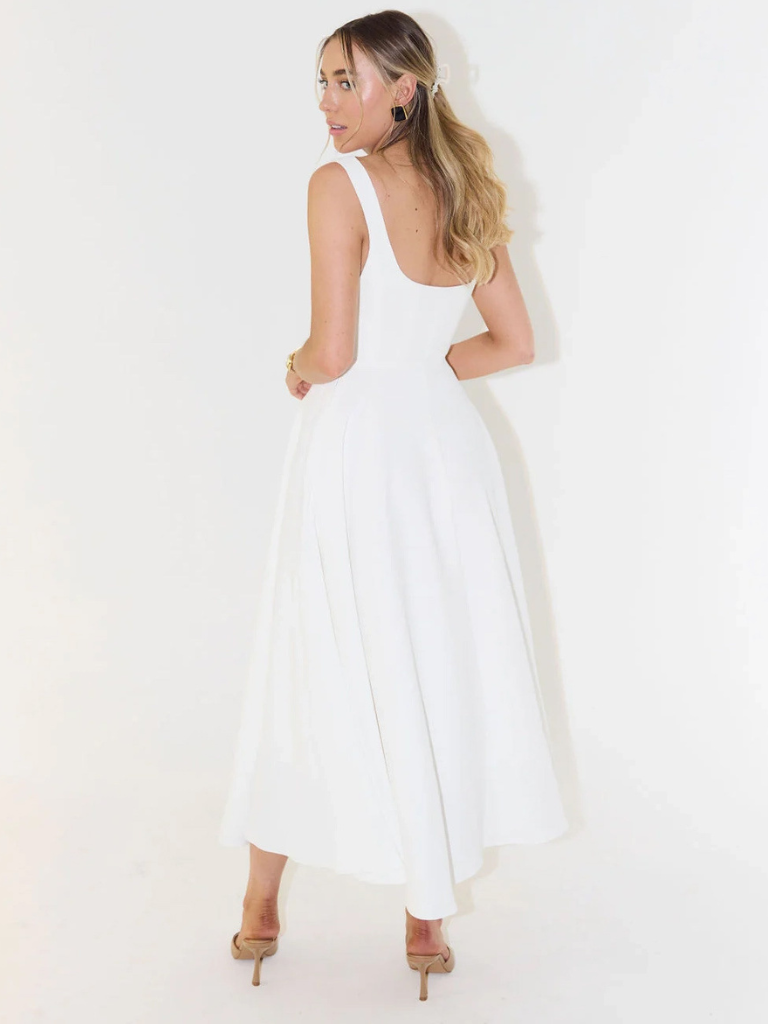 Lynn | Flare Dress